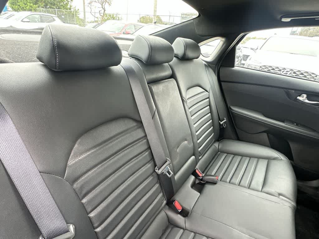 Thumbnail: 2023 Kia Forte - 26