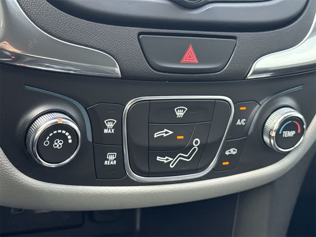 2020 Chevrolet Equinox LS 20