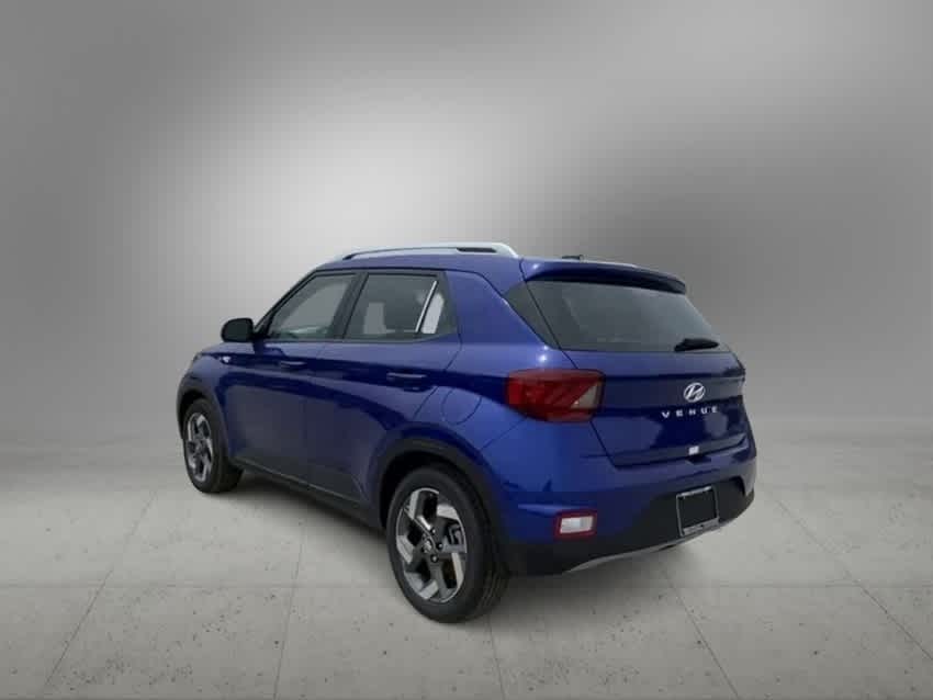 2024 Hyundai Venue Limited 8