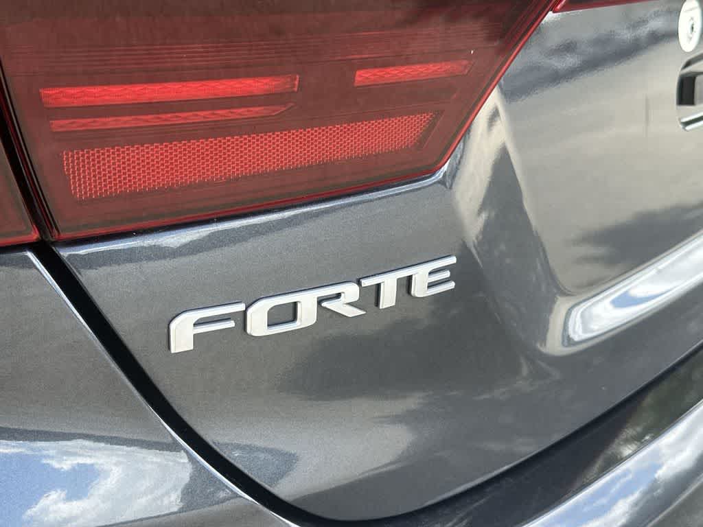 Thumbnail: 2024 Kia Forte - 11
