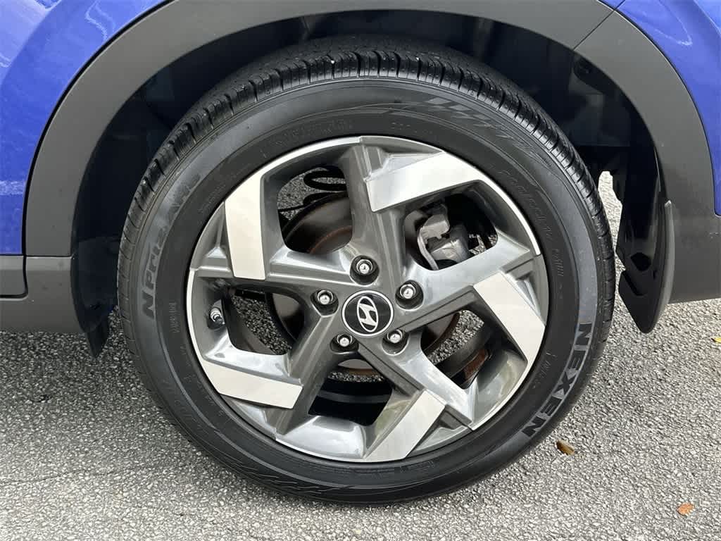 Thumbnail: 2023 Hyundai Venue - 11