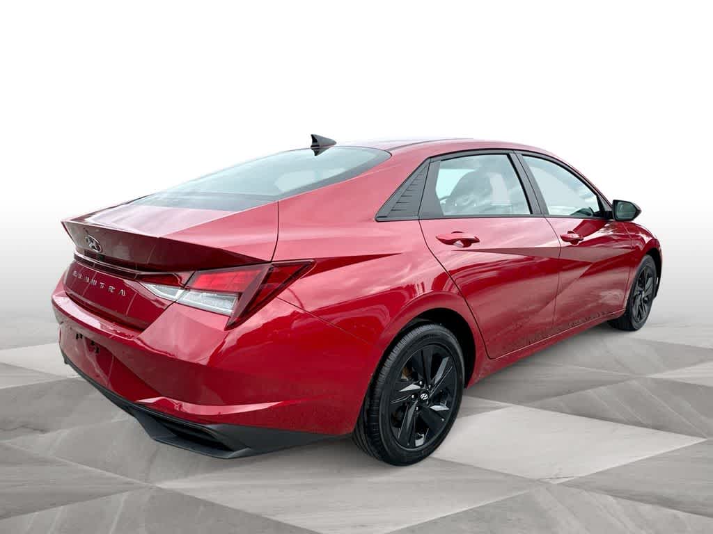 Thumbnail: 2023 Hyundai Elantra - 8