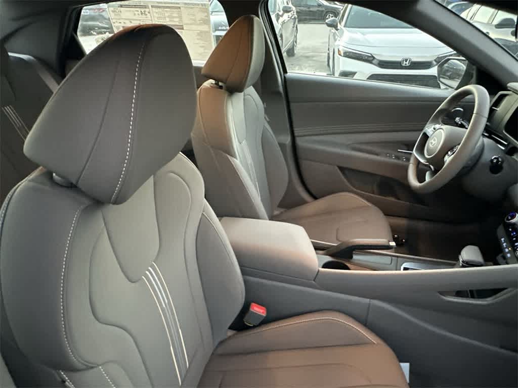 Thumbnail: 2026 Hyundai Elantra - 27