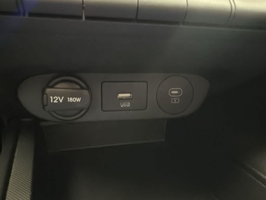 Thumbnail: 2024 Hyundai Elantra - 17