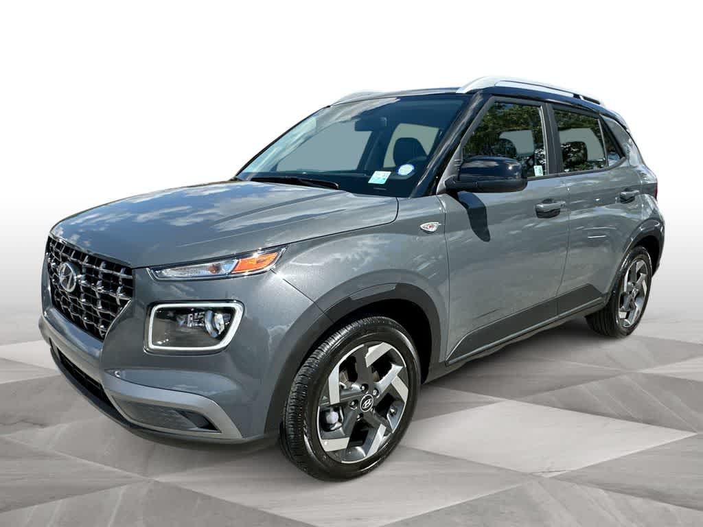 Thumbnail: 2025 Hyundai Venue - 4