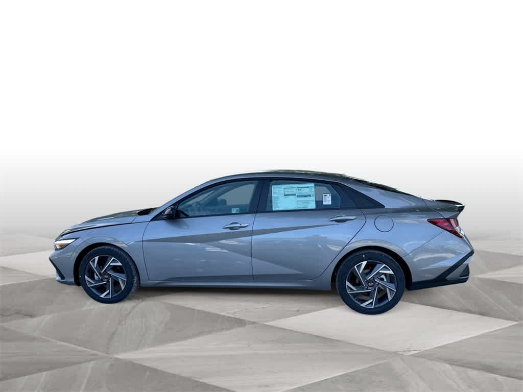 Thumbnail: 2025 Hyundai Elantra - 5