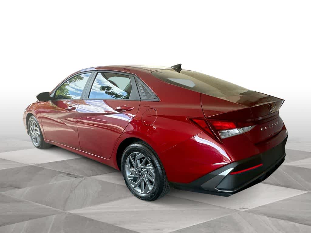 Thumbnail: 2024 Hyundai Elantra - 6