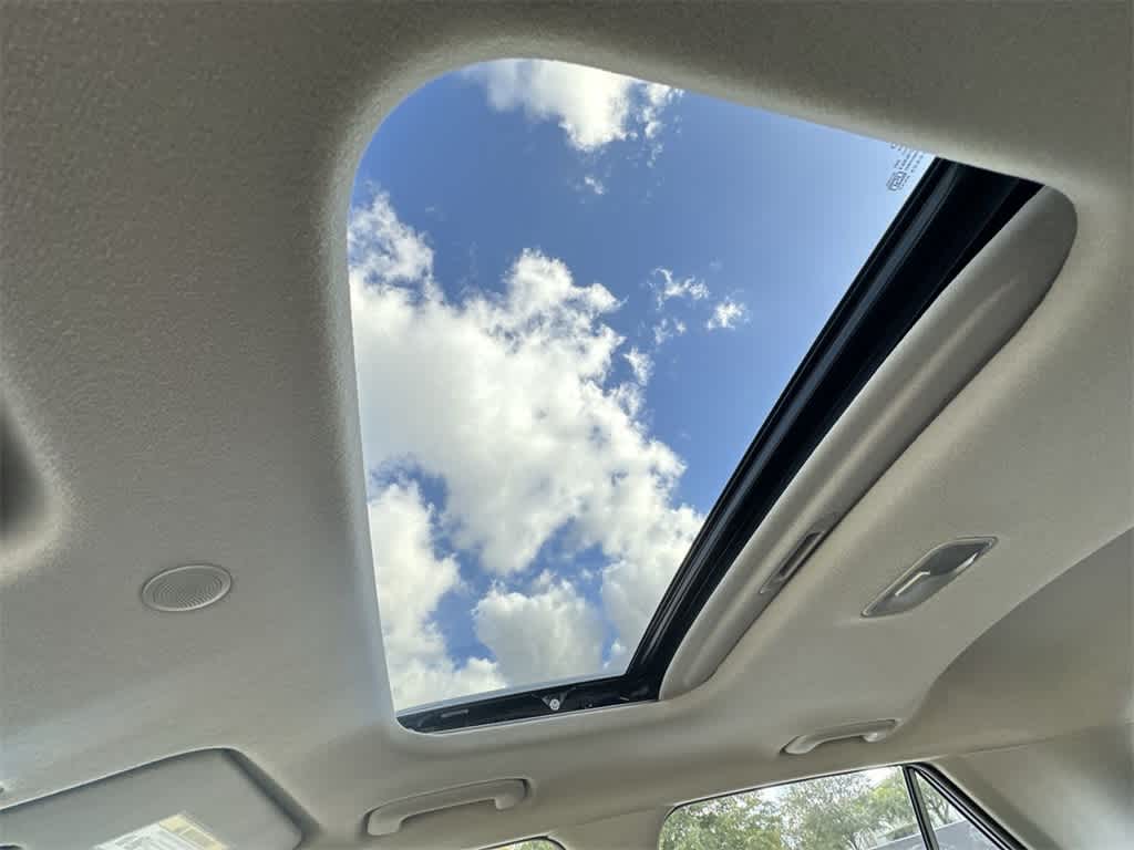 Thumbnail: 2025 Hyundai Venue - 18