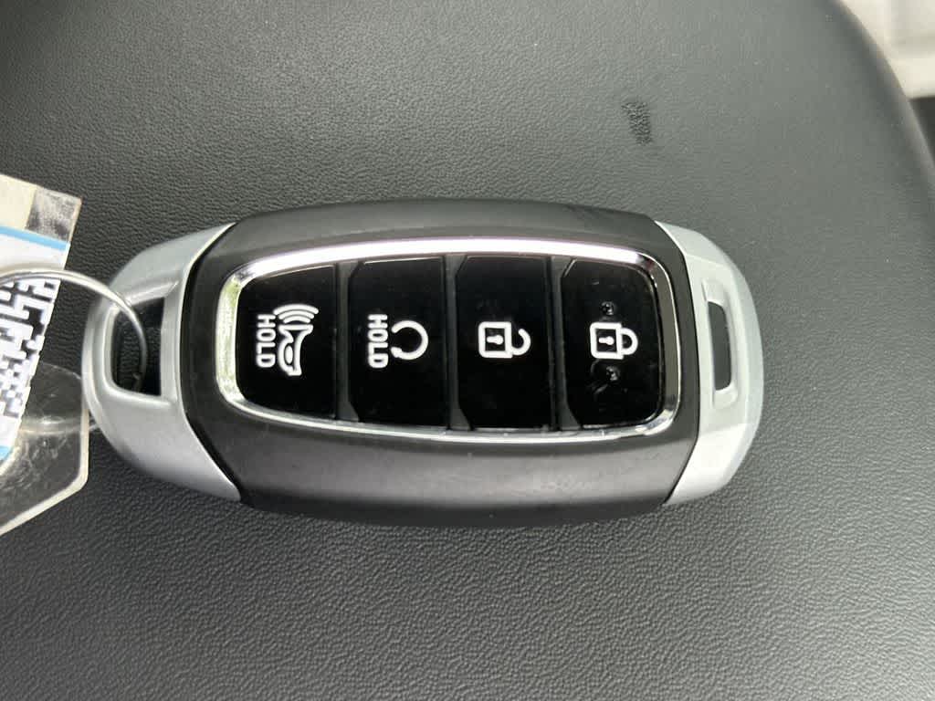 Thumbnail: 2025 Hyundai Venue - 28