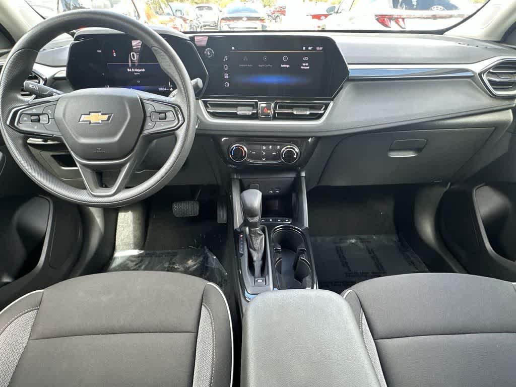 Thumbnail: 2025 Chevrolet TrailBlazer - 24