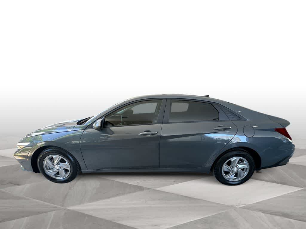 Thumbnail: 2024 Hyundai Elantra - 5