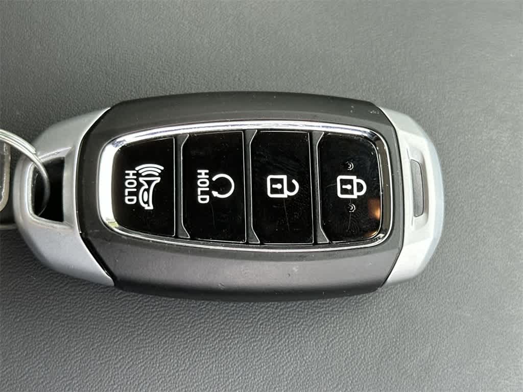 Thumbnail: 2025 Hyundai Venue - 28