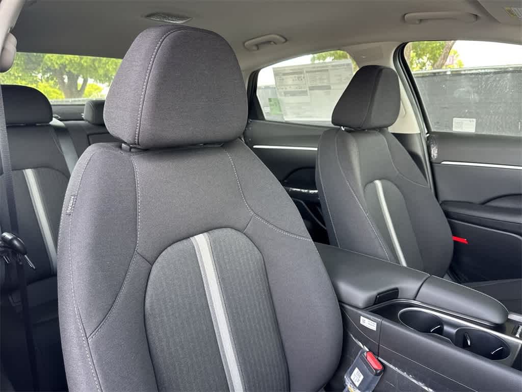 2025 Hyundai Sonata SEL 27