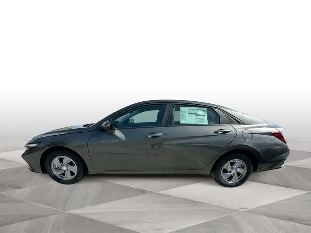 Thumbnail: 2026 Hyundai Elantra - 5