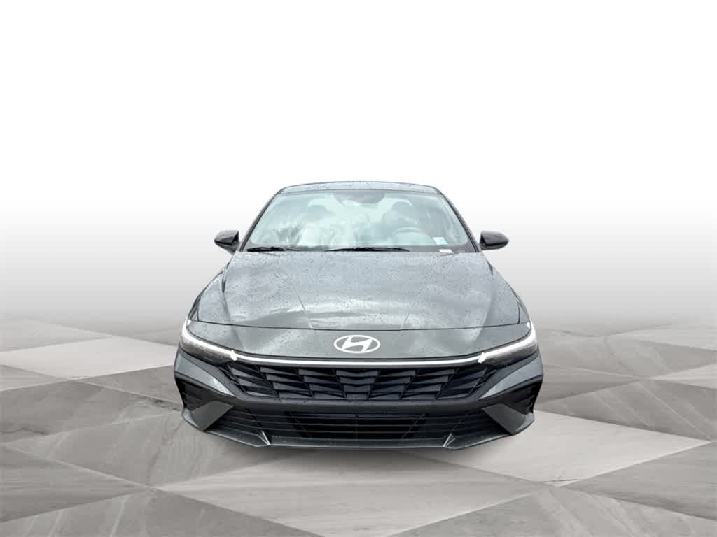Thumbnail: 2025 Hyundai Elantra - 3
