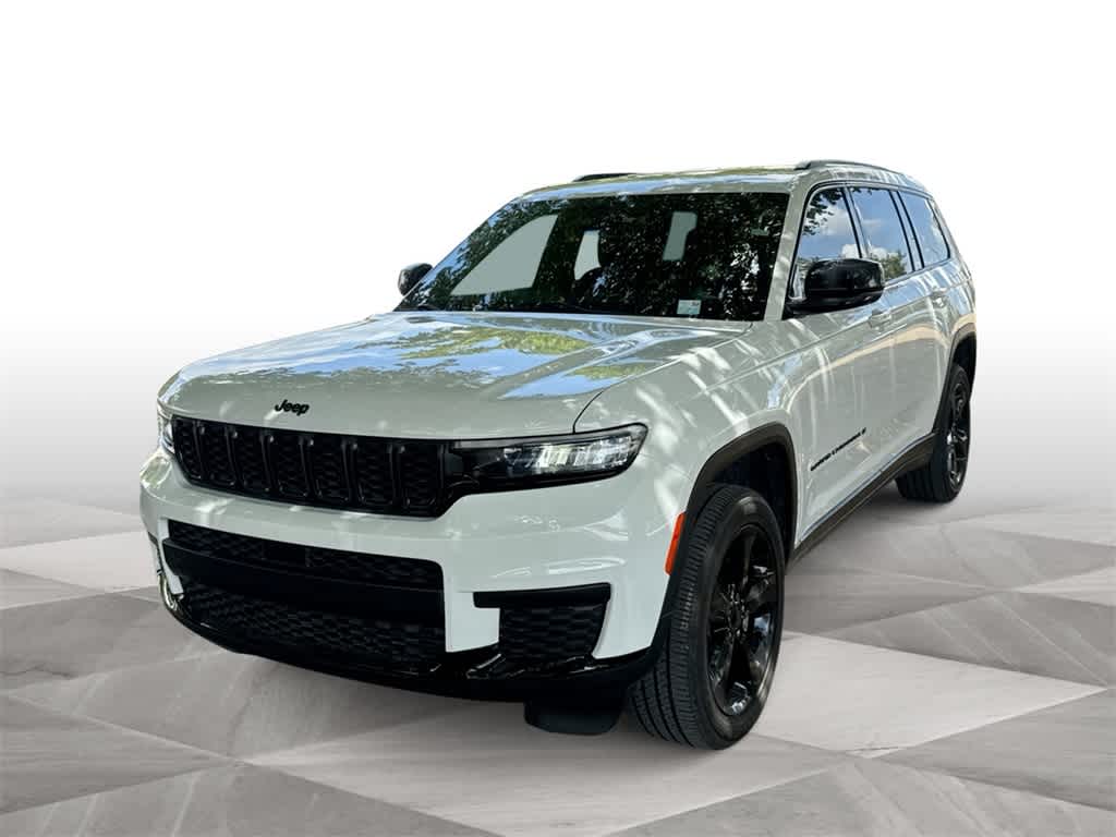 2023 Jeep Grand Cherokee L Laredo -
                  Doral, FL