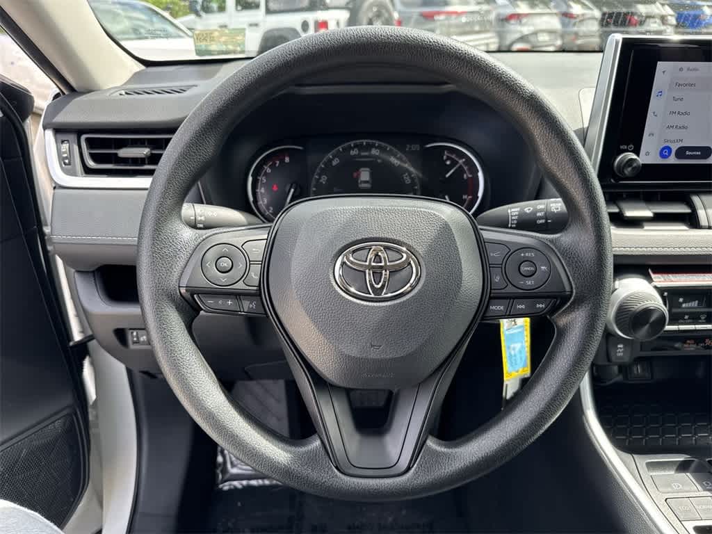 Thumbnail: 2025 Toyota RAV4 - 15