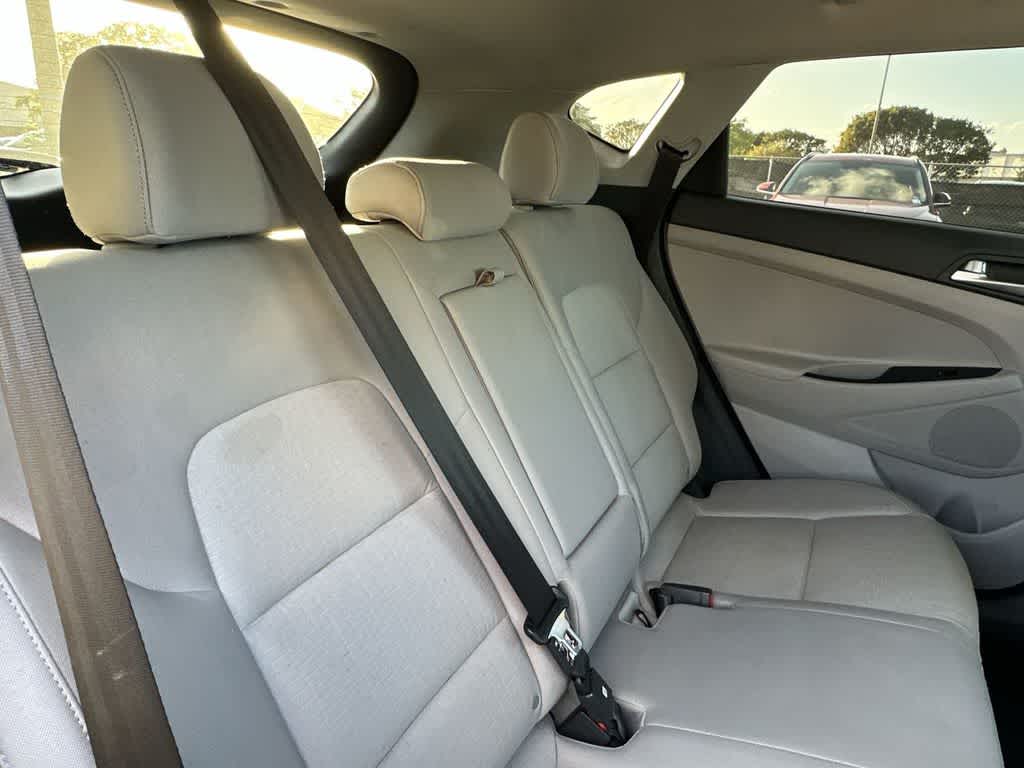 Thumbnail: 2021 Hyundai Tucson - 26