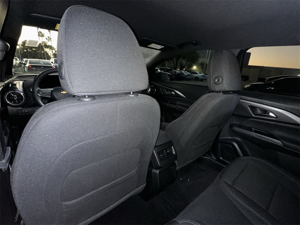 Thumbnail: 2025 Chevrolet Equinox - 23