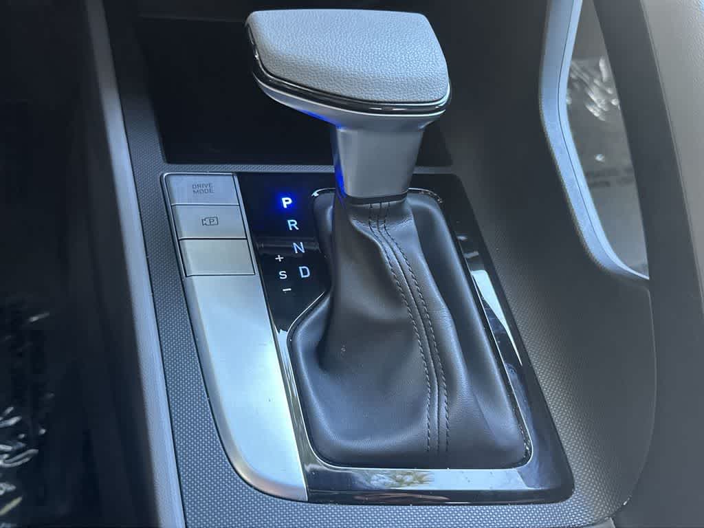 Thumbnail: 2024 Hyundai Elantra - 21