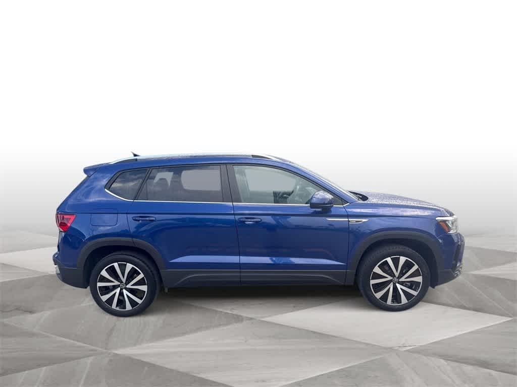 Thumbnail: 2023 Volkswagen Taos - 9