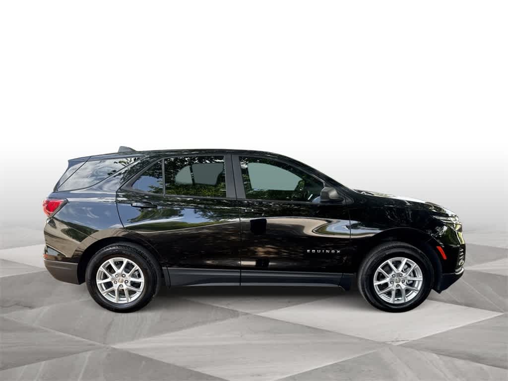 Thumbnail: 2024 Chevrolet Equinox - 9