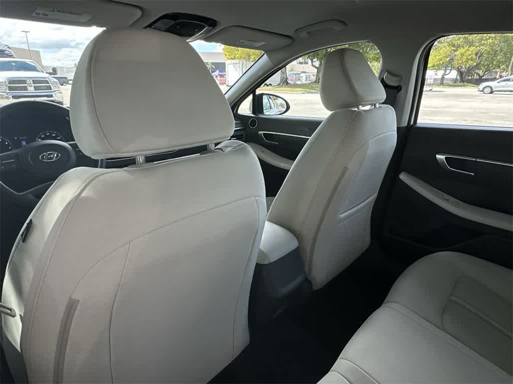 Thumbnail: 2023 Hyundai Sonata - 23