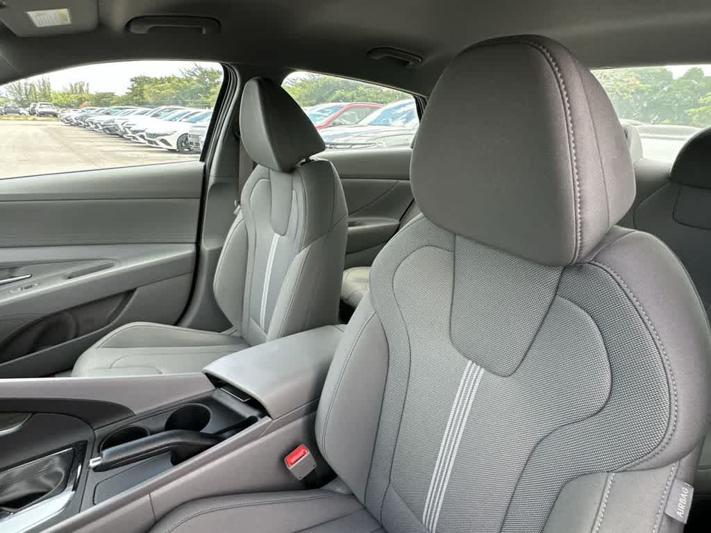 Thumbnail: 2026 Hyundai Elantra - 18