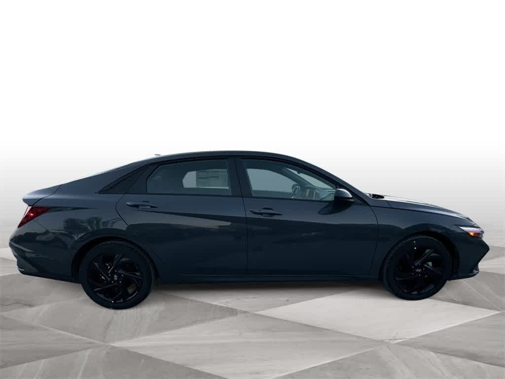 Thumbnail: 2026 Hyundai Elantra - 9