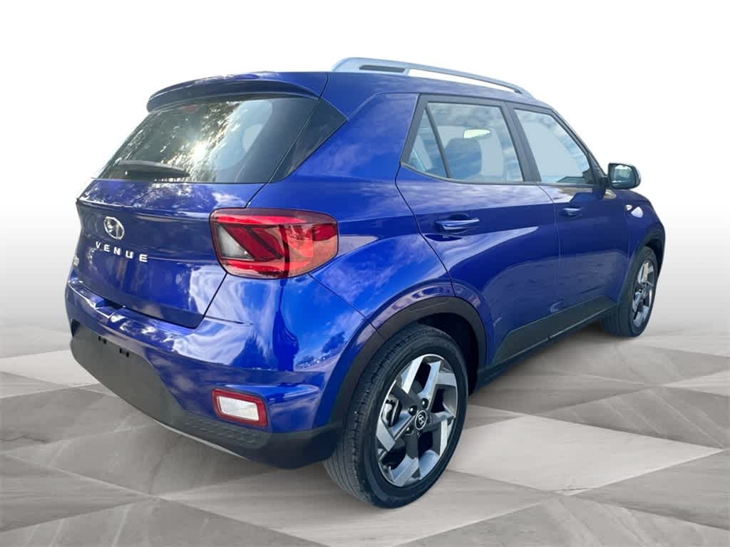 Thumbnail: 2023 Hyundai Venue - 8