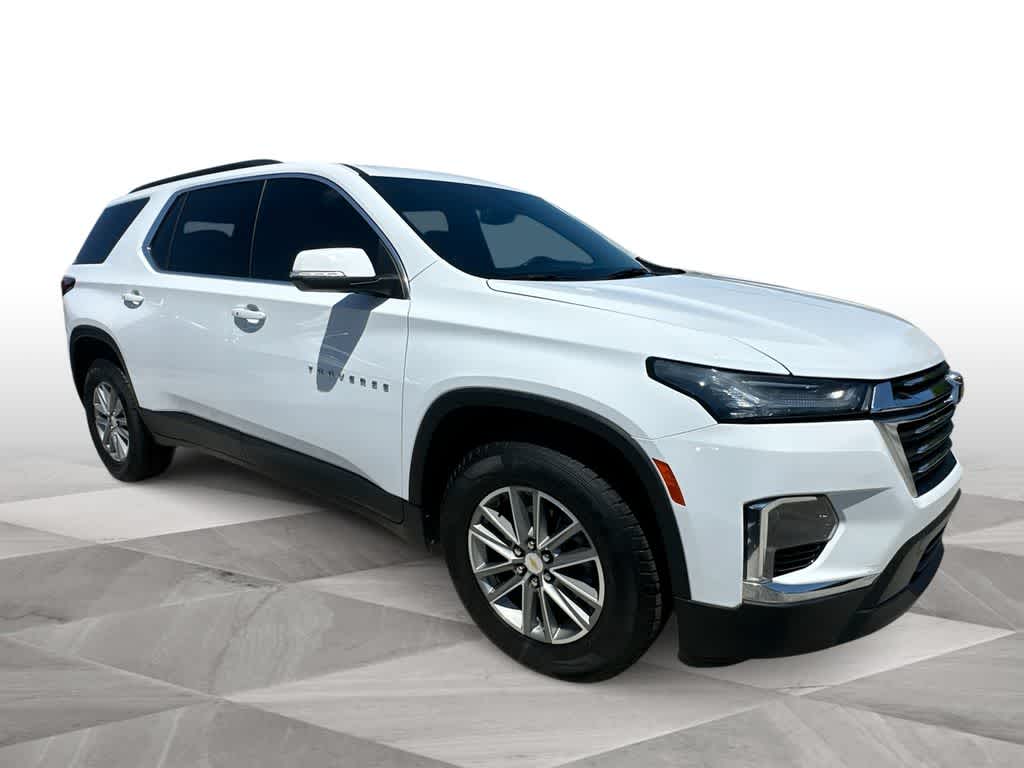Thumbnail: 2023 Chevrolet Traverse - 2