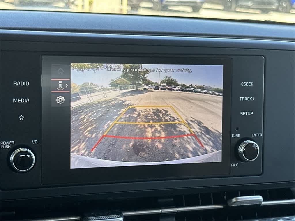 Thumbnail: 2023 Kia Carnival - 19