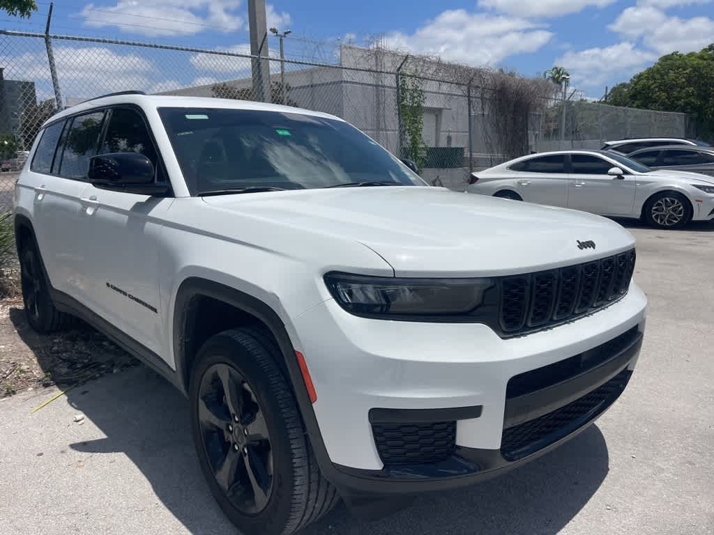 2023 Jeep Grand Cherokee L Laredo -
                  Doral, FL