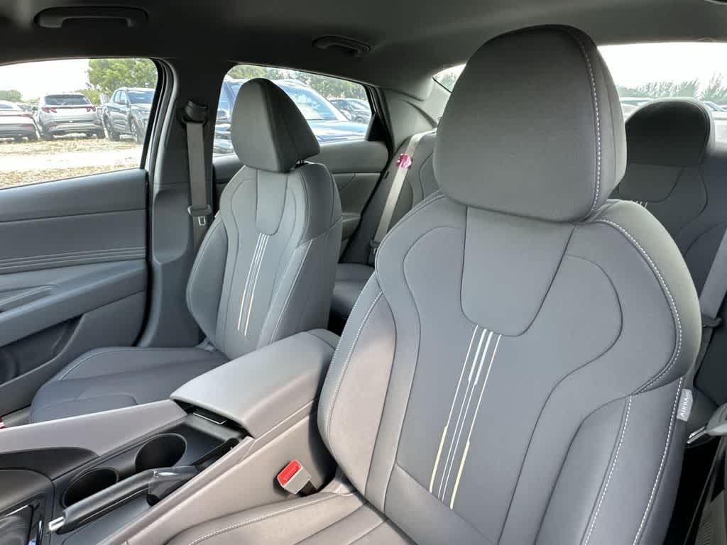 Thumbnail: 2026 Hyundai Elantra - 19