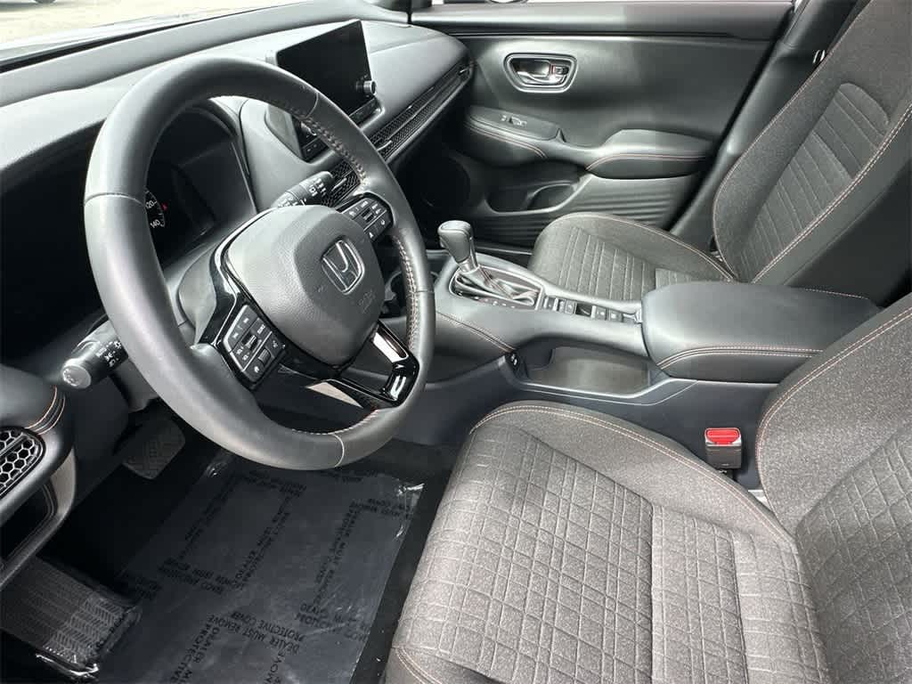 Thumbnail: 2025 Honda HR-V - 13