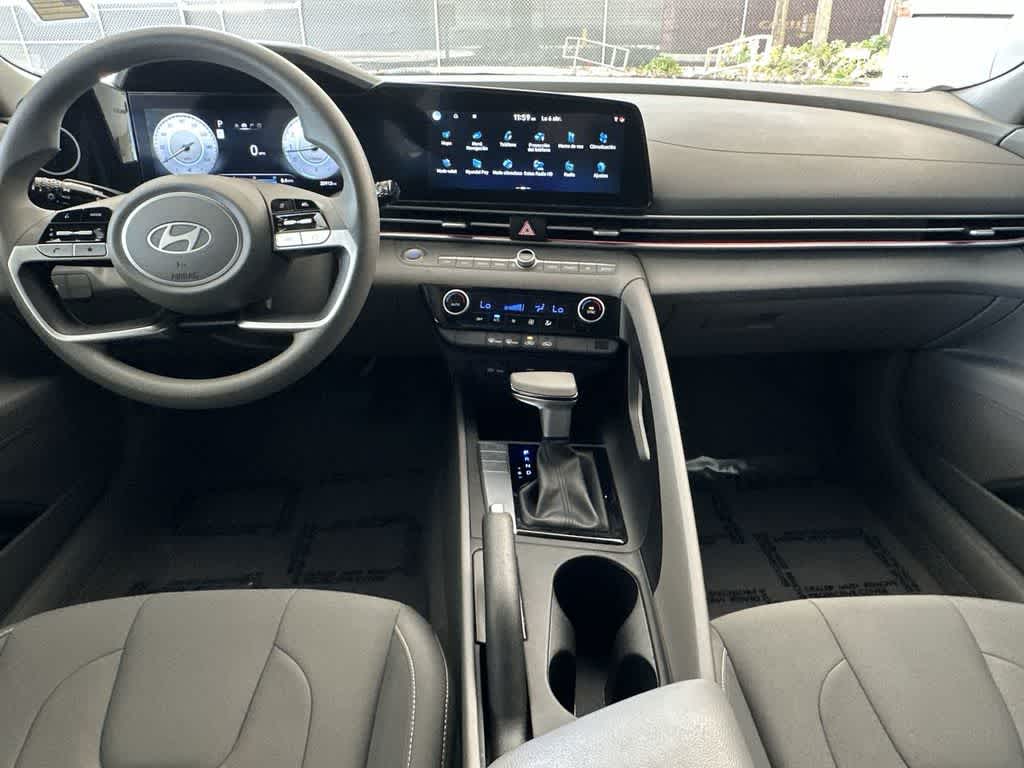 Thumbnail: 2024 Hyundai Elantra - 24