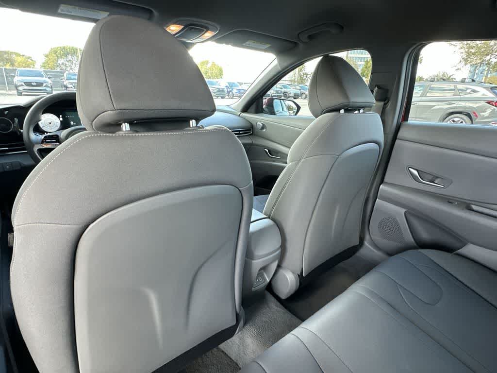 Thumbnail: 2024 Hyundai Elantra - 23