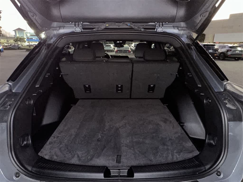 Thumbnail: 2025 Chevrolet Equinox - 25