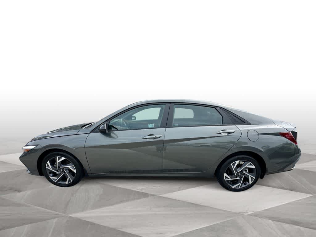Thumbnail: 2025 Hyundai Elantra - 5