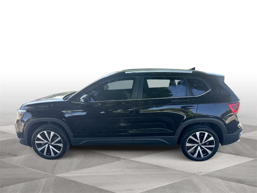 Thumbnail: 2022 Volkswagen Taos - 5