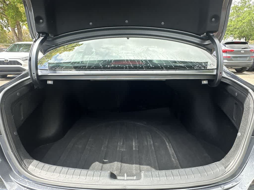 Thumbnail: 2023 Kia Forte - 25