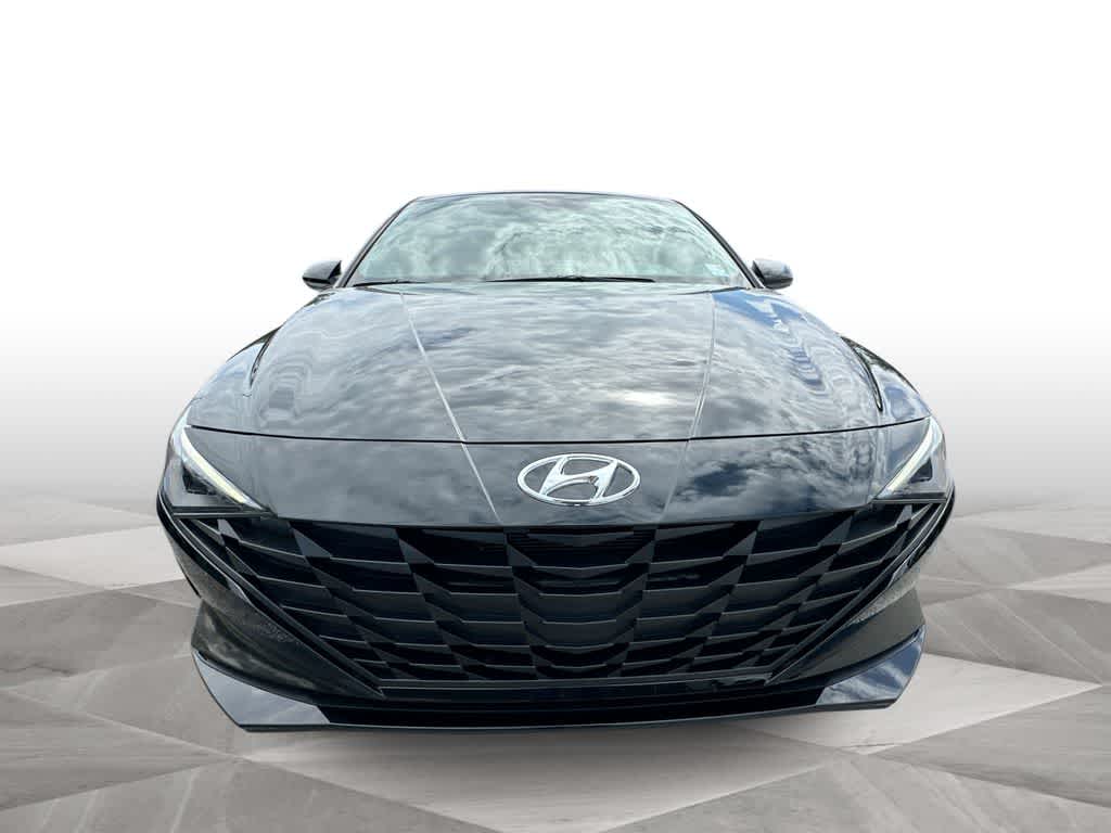 Thumbnail: 2023 Hyundai Elantra - 3