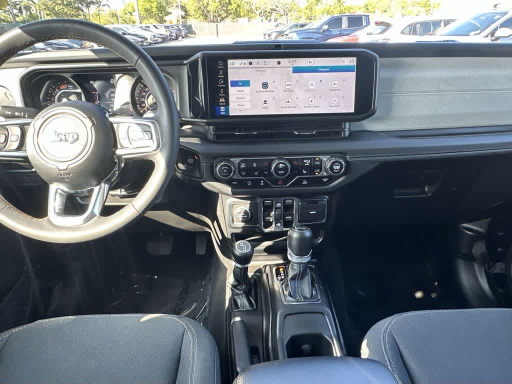 Thumbnail: 2024 Jeep Wrangler - 24