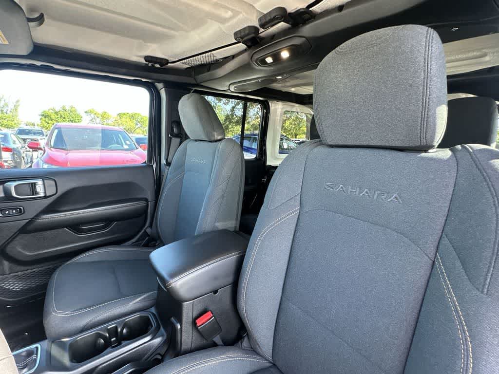 Thumbnail: 2024 Jeep Wrangler - 14