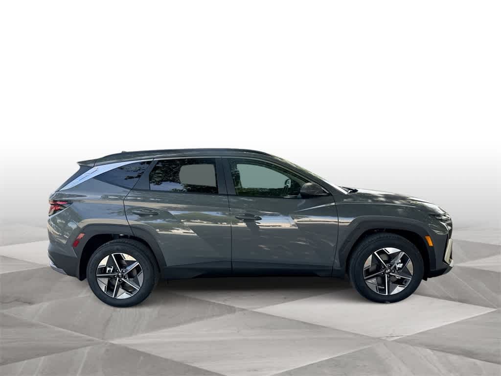 Thumbnail: 2025 Hyundai Tucson - 9