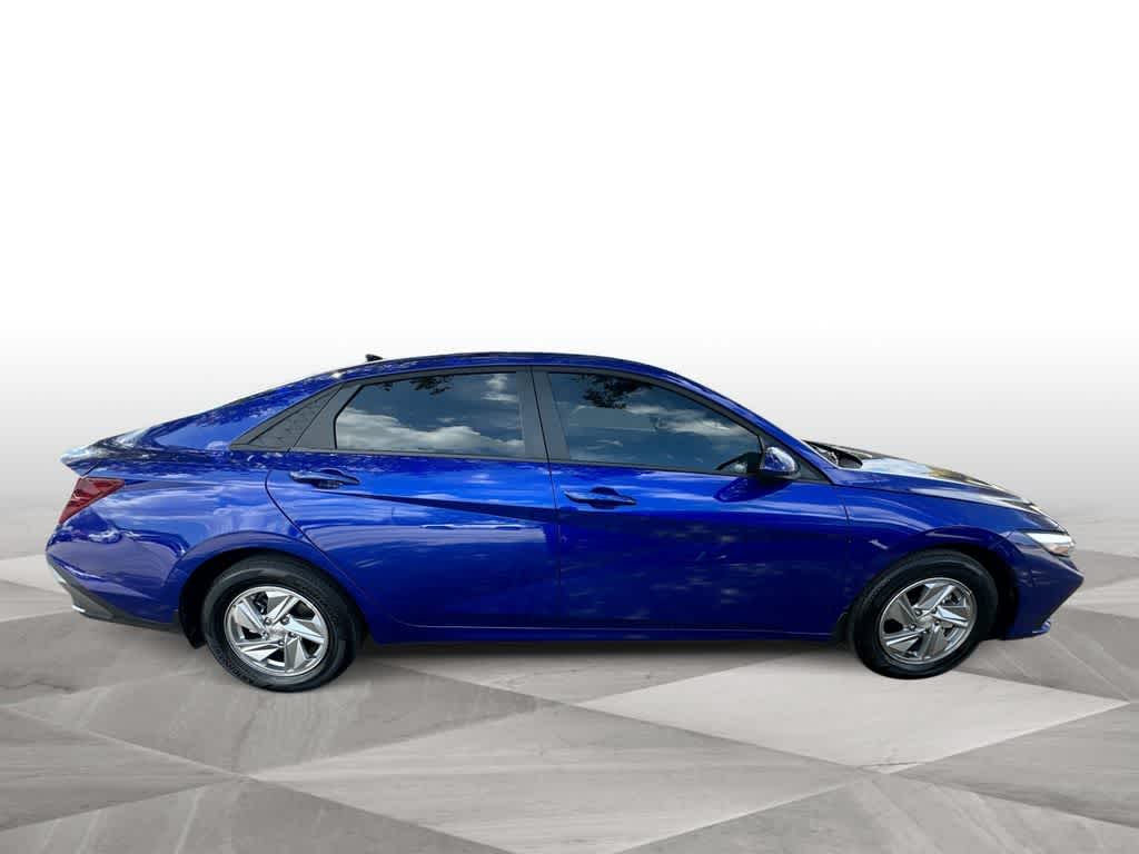 Thumbnail: 2025 Hyundai Elantra - 9