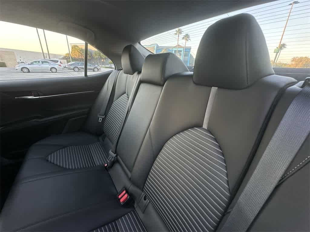 Thumbnail: 2024 Toyota Camry - 22