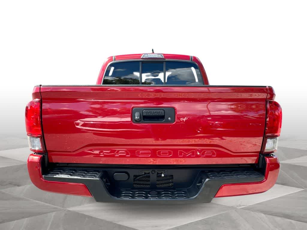 Thumbnail: 2021 Toyota Tacoma - 7