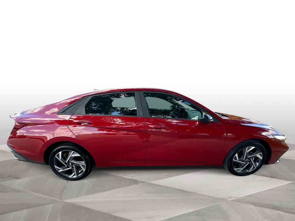 Thumbnail: 2025 Hyundai Elantra - 9