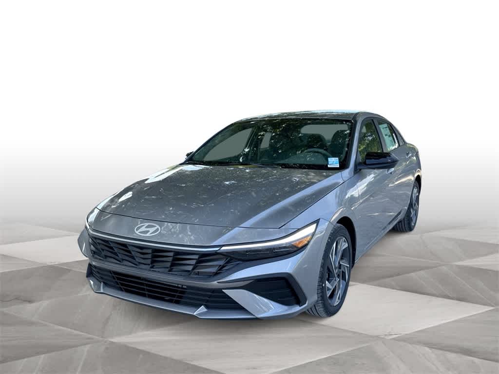 Thumbnail: 2025 Hyundai Elantra - 4